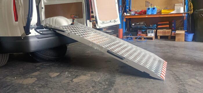 Aluminium Folding Ramp 350kg - Image 3